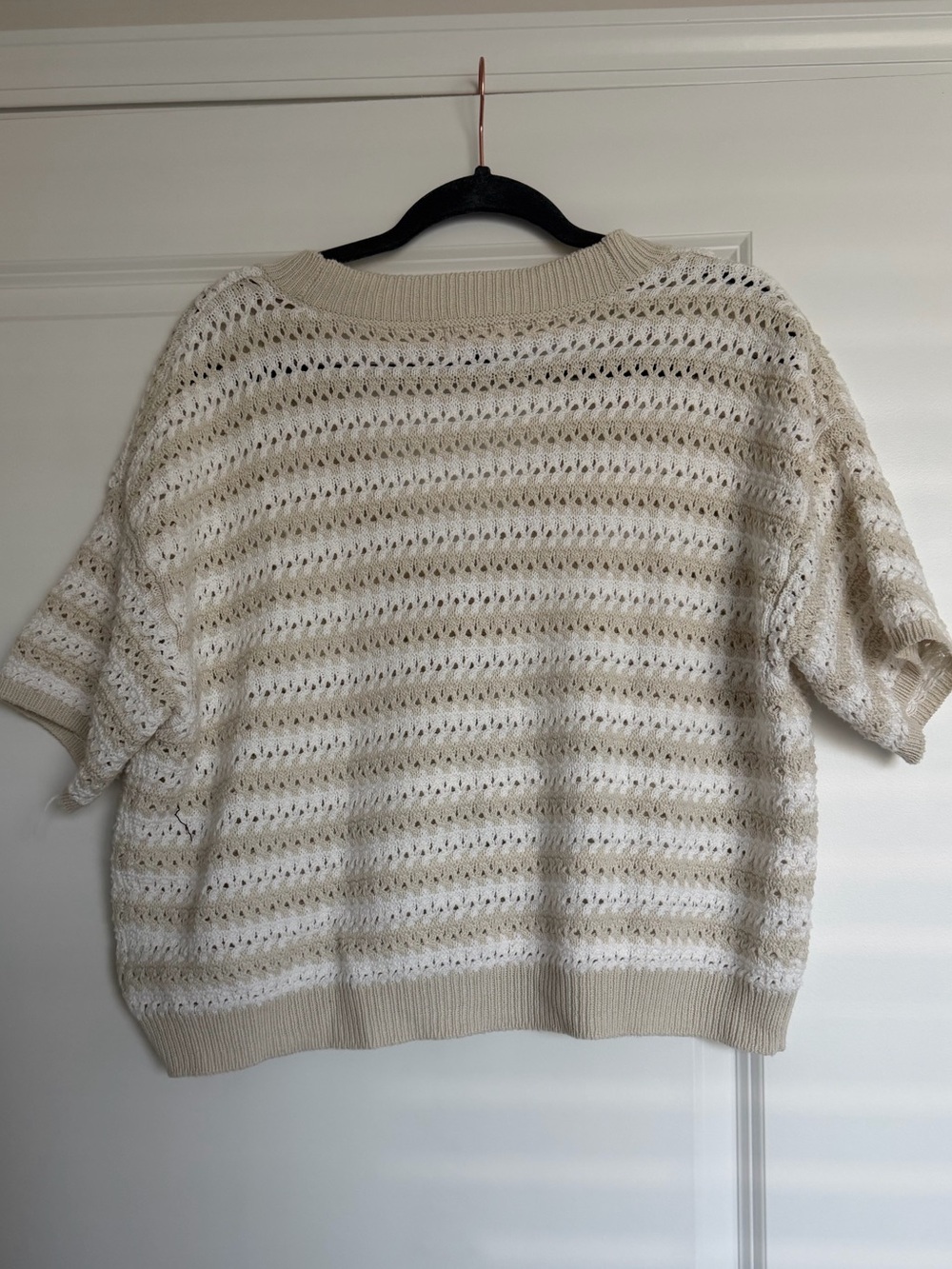 Universal Threads Knit Top - Picture 3 of 3